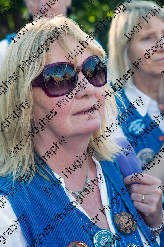 040 
 Keywords: Otley Yorkshire Folk Music Country dance Morris dancing singers Festival 2013