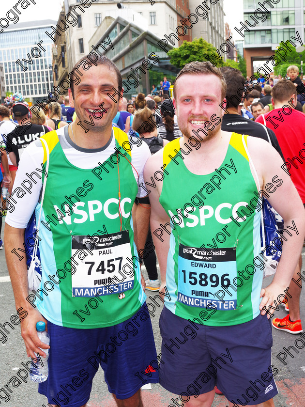 32 
 Keywords: NSPCC runners Great Manchester 10k Run 2016 7457 15896