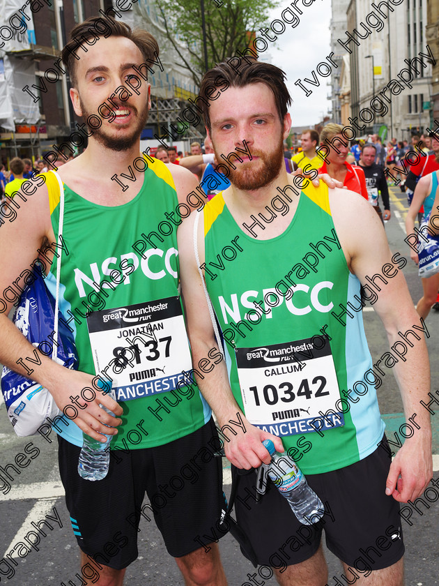 35 
 Keywords: NSPCC runners Great Manchester 10k Run 2016 8137 10342