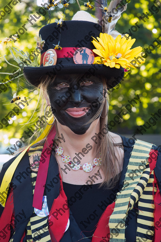 046 
 Keywords: Otley Yorkshire Folk Music Country dance Morris dancing singers Festival 2013