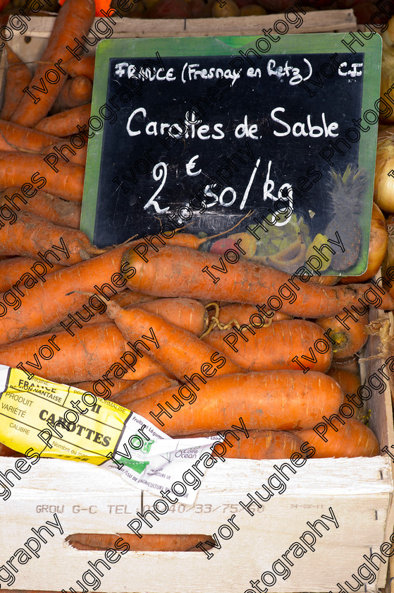 French farm farmers food market vegetables carrots 
 French_farm_farmers_food_market_vegetables_carrots 
 Keywords: French_farm_farmers_food_market_vegetables_carrots