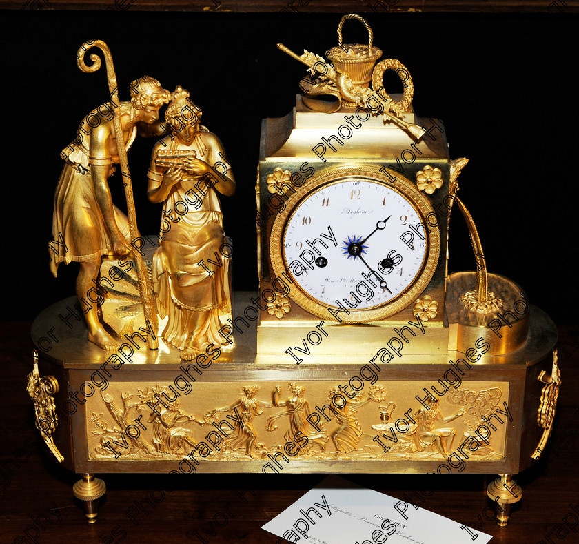 R13 
 Keywords: Rouen Puces rouennaises bronze gilt ormolu pendule clock salon flea market antiques fair show brocante antiquites French France Normandy Seine Maritime