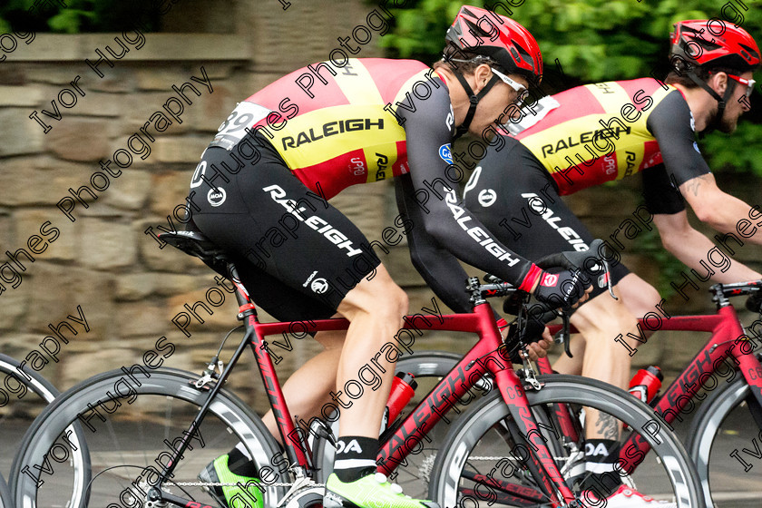 018.2 
 Keywords: Otley Cycle Races Men Seniors 2014 Birdcage Walk corner