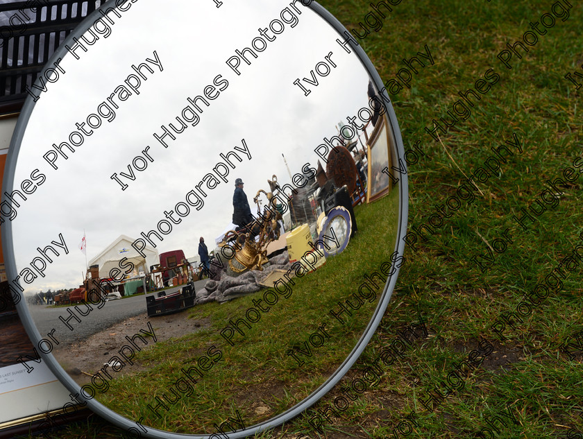 P14 
 Keywords: Peterborough Festival of Antiques Fair Show Showground collectibles collectables