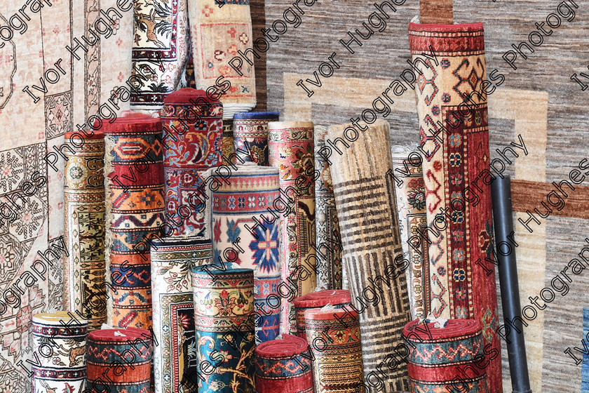 126 
 Keywords: Paris Chatou antiques antiquites jambon Mars March 2017 carpets rugs