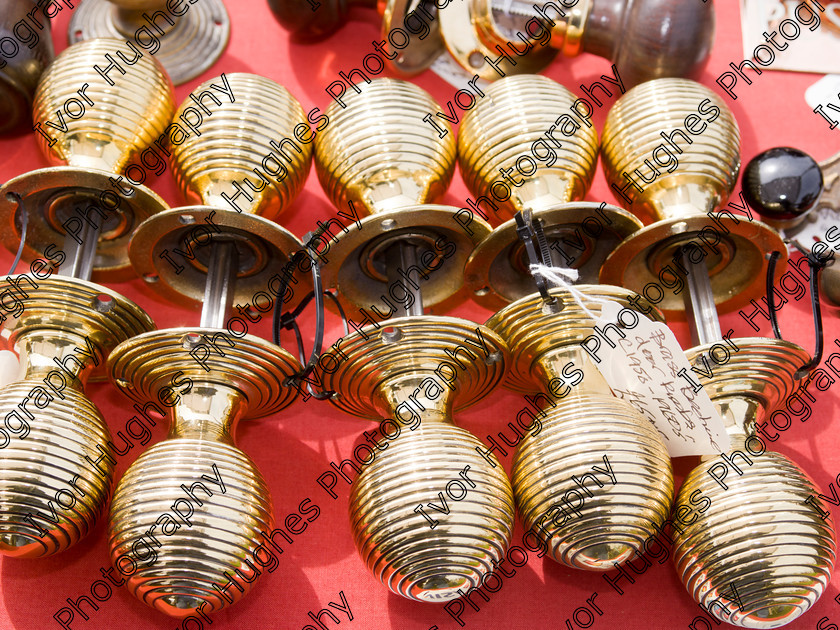 R06 
 Keywords: Arthur Swallow Fairs ASF Ripley Castle Harrogate Yorkshire Salvage Antiques Fair 2015 reclamation decorative home 645 MF medium format door knobs