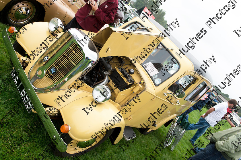 16 
 Keywords: Otley Vintage Transport Extravaganza classic sports cars steam traction engines bikes bicycles motorcycles bikes tractors buses show West Yorkshire 2014 OVTE Jowett Bradford