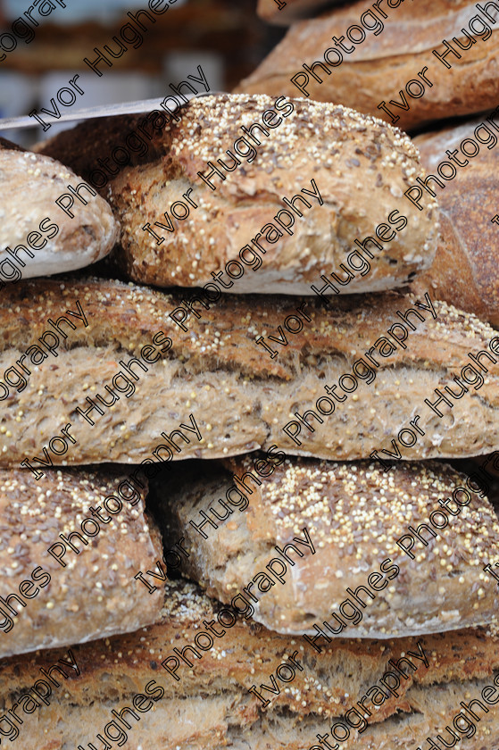 bread 
 Albi town city centre Tarn France street market bread loaves 
 Keywords: Albi town city centre Tarn France street market bread loaves