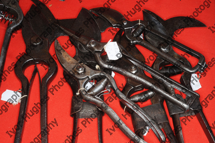 139 
 Keywords: Paris Chatou antiques antiquites jambon Mars March 2017 secateurs