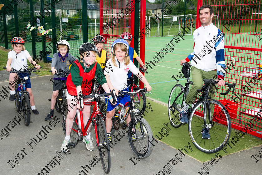 007 
 Keywords: Ireland Wood Primary School Cycling Event Greg Mulholland Keith Senior David Stone