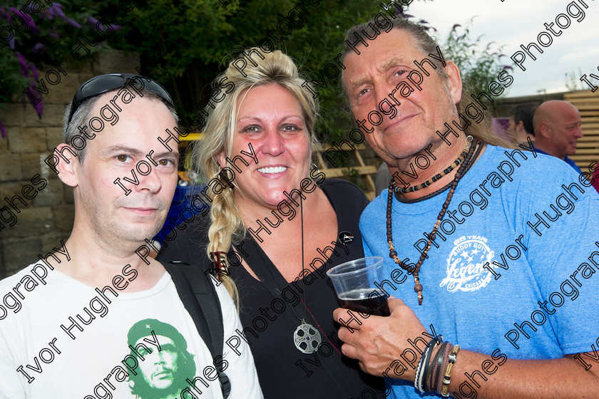 D3S 9446 
 Keywords: Abbey Inn Beer Music Festival Newlay Horsforth Leeds July 2014 Covered magazine