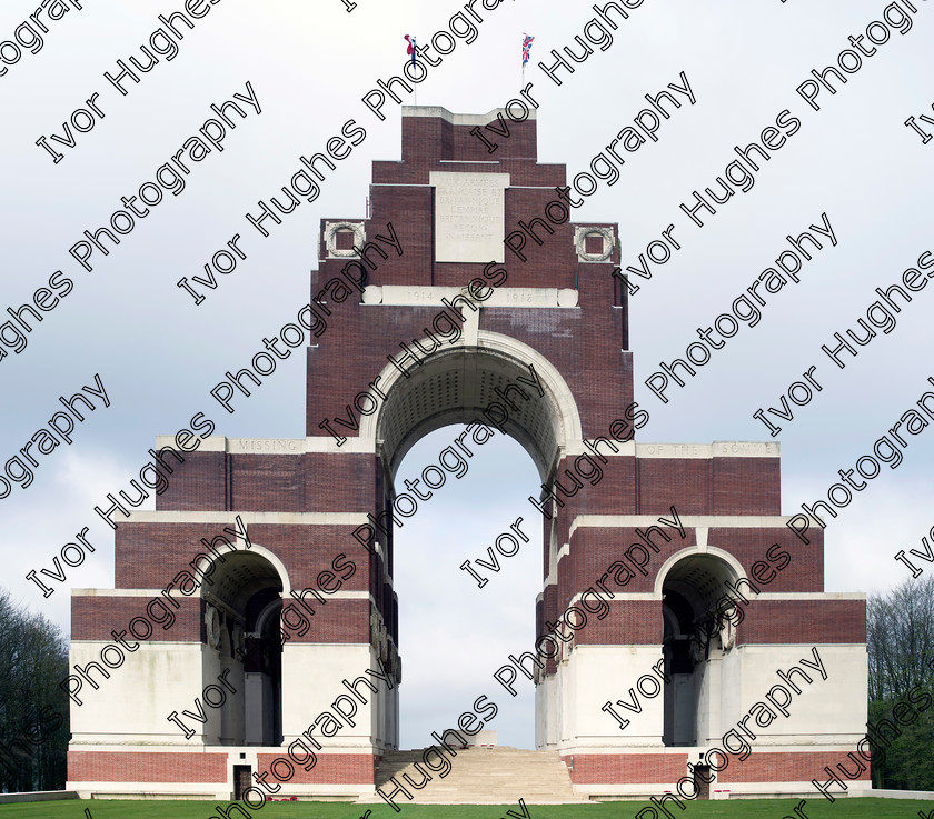 T02 
 Keywords: British South African National Memorial WWI Great World War One Thiepval Somme