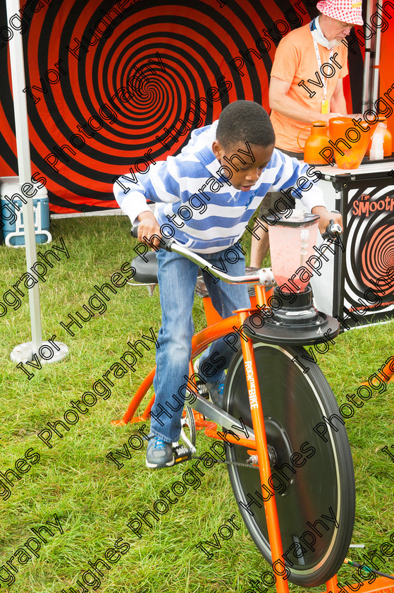 28.1 
 Keywords: Tour de France Leeds TDF Yorkshire Festival of Cycling 2014 Harewood House Grand Dpart cycling electricity generator