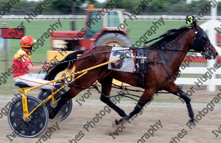 YHR100627.R1 Winner 
 Keywords: York Harness Racecourse Raceway horse racing trap trotting