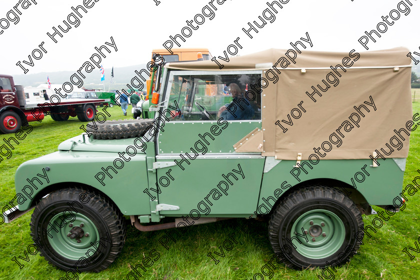 79 
 Keywords: Otley Vintage Transport Extravaganza classic sports cars steam traction engines bikes bicycles motorcycles bikes tractors buses show West Yorkshire 2014 OVTE HAA 199 Land Rover