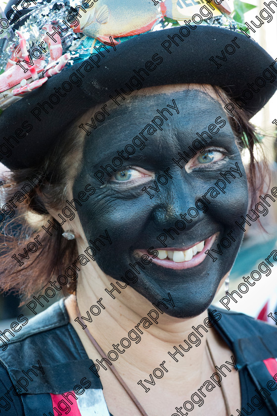 048 
 Keywords: Otley Yorkshire Folk Music Country dance Morris dancing singers Festival 2013