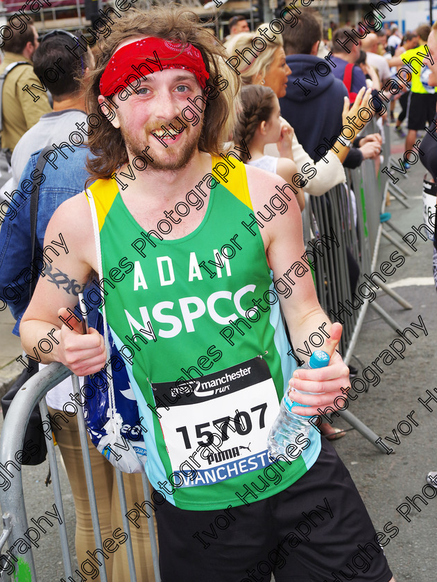 36 
 Keywords: NSPCC runners Great Manchester 10k Run 2016 15707