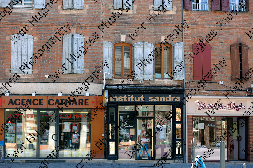 D3N2925 
 Albi town city centre Tarn France street shops 
 Keywords: Albi town city centre Tarn France street shops