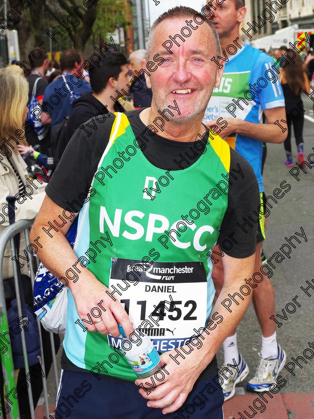 34 
 Keywords: NSPCC runners Great Manchester 10k Run 2016 11452