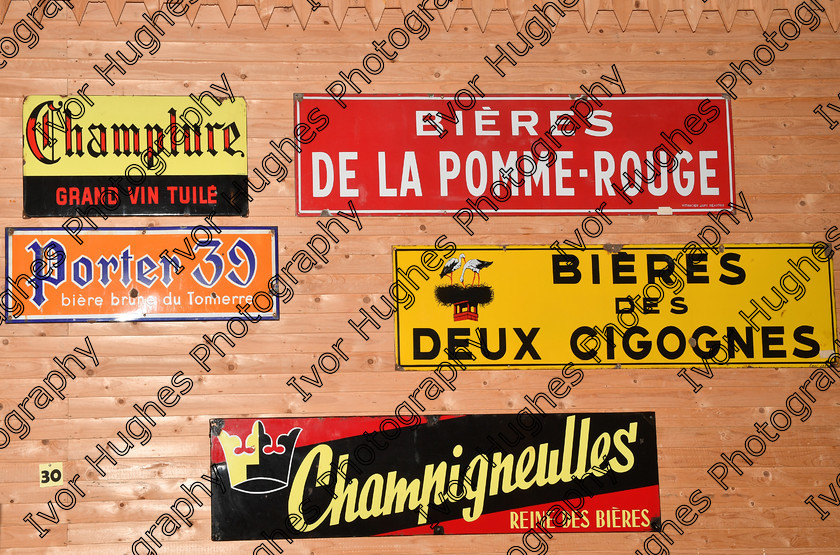 V04 
 Keywords: museum trades professions yesteryear Saint-Quentin France French d'Antan metiers village enamel advertising signs email plaques emailles