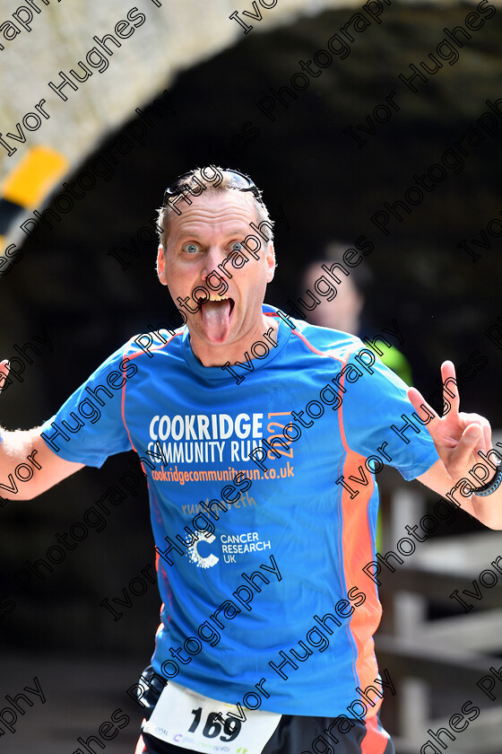 01 
 Keywords: Cookridge Community Run Sunday 11 July 2021 10km Leeds LS16 West Yorkshire runners